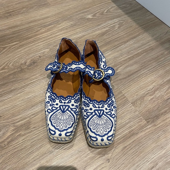 FARM Rio Shoes - Embroidered Women's Shoes - Blue and White